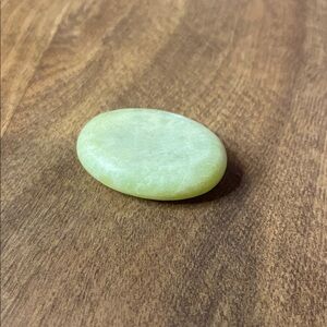 Serpentine Palm Stone